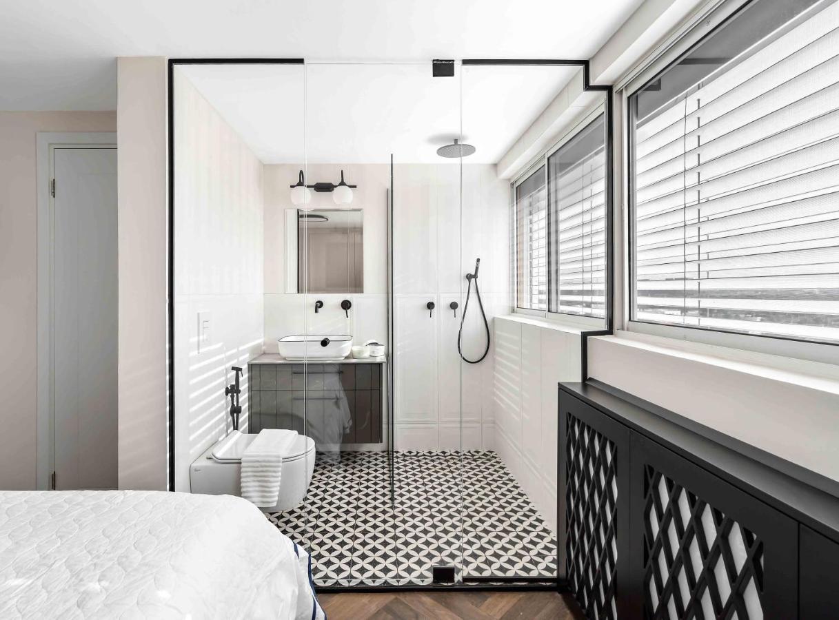 Elegant Duplex With Parking By Beachfront Stay Herzelia エクステリア 写真